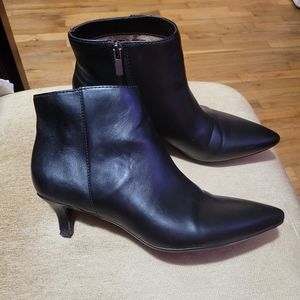 BLACK KITTEN HEEL BOOTIES